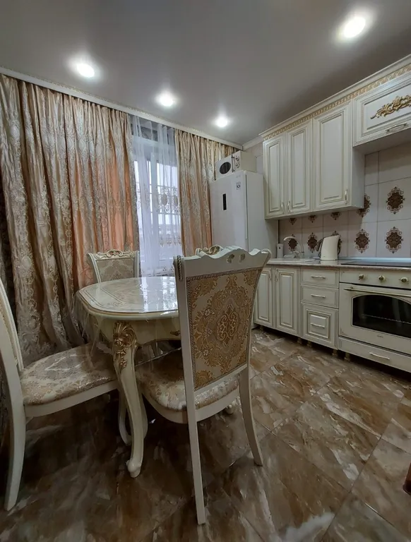 Уютная квартира в центре города — аренда посуточно в Владикавказ