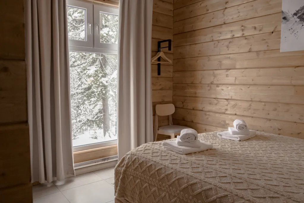 Атмосферный дом на горе в Шерегеше