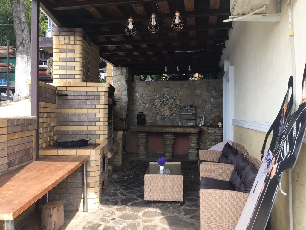 Дом с бассейном и сауной