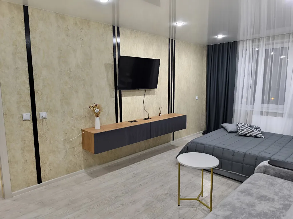 Новая квартира с хорошим ремонтом