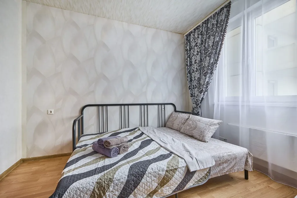 Большая трешка 8 раздельных кроватей