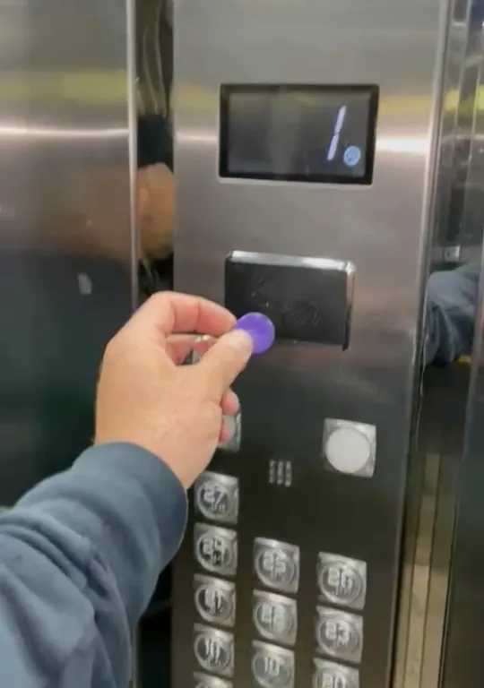 Светлая и уютная квартира с 3 комнатами, 7 минут от моря