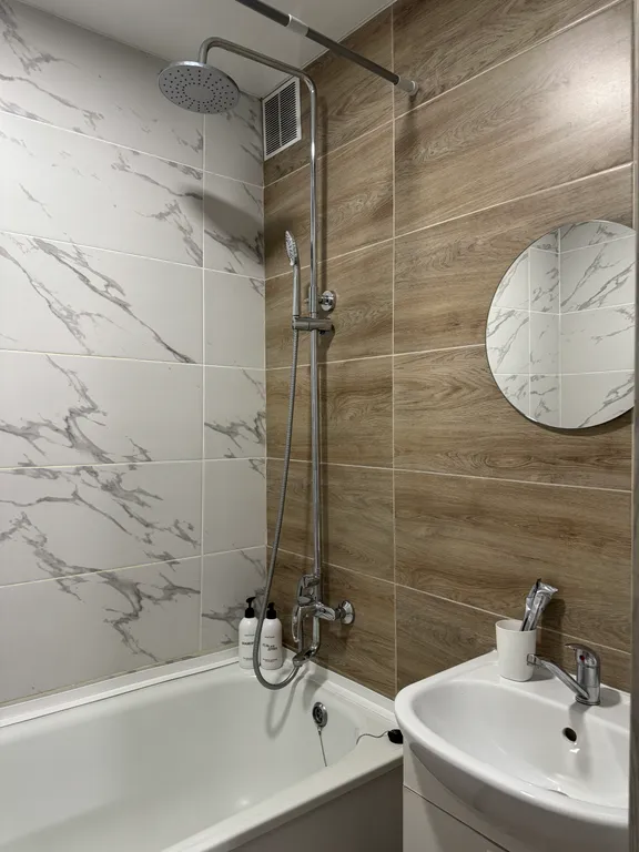 Квартира Просторная квартира рядом на Взлетке — Красноярск