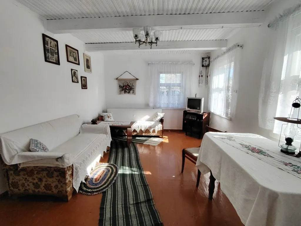 Очаровательный домик с деревенским колоритом вблизи замков