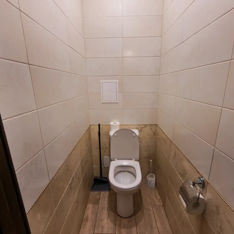 Большая двушка рядом с Суворовским училищем