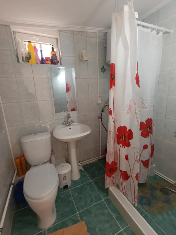 Домик у озера