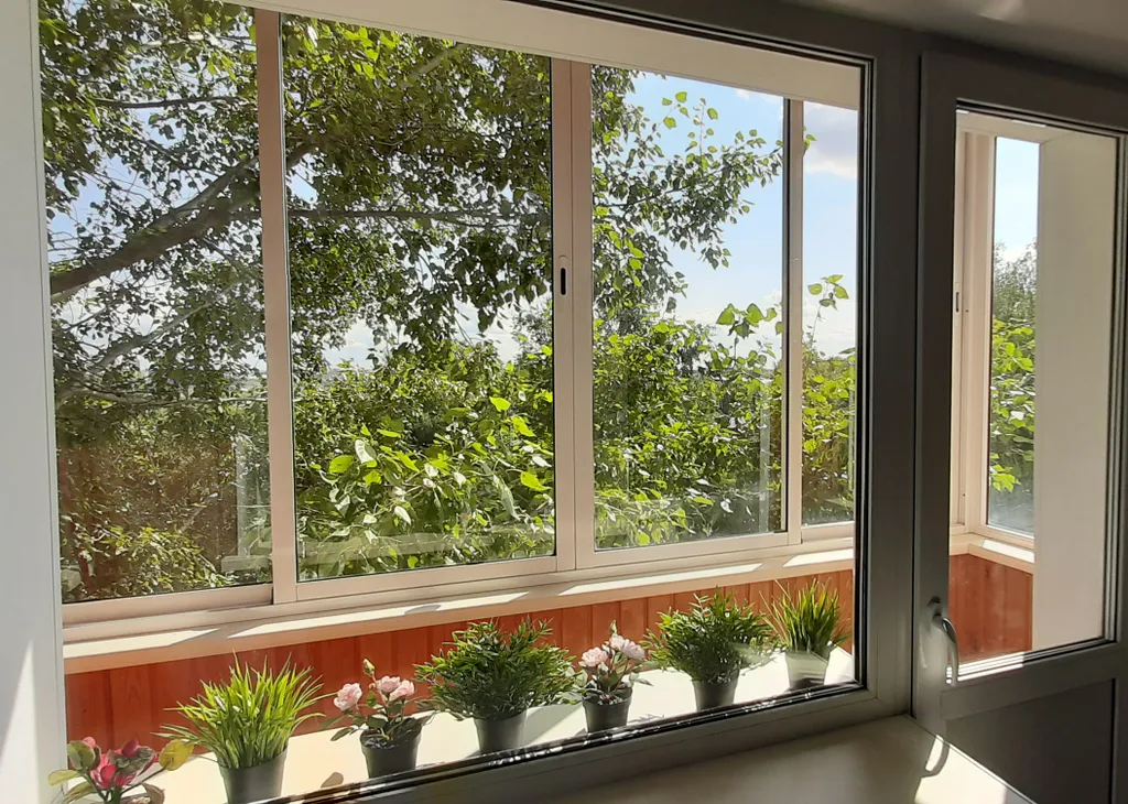 Зеленый оазис на площади Маркса