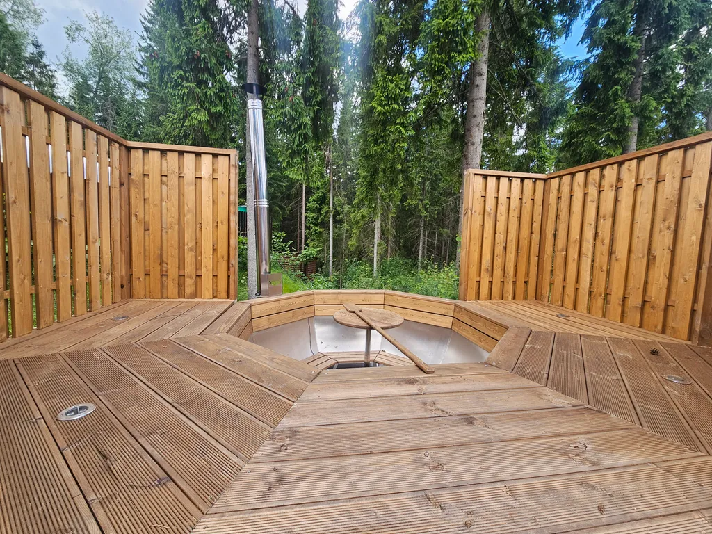 Панорамный вид на лес