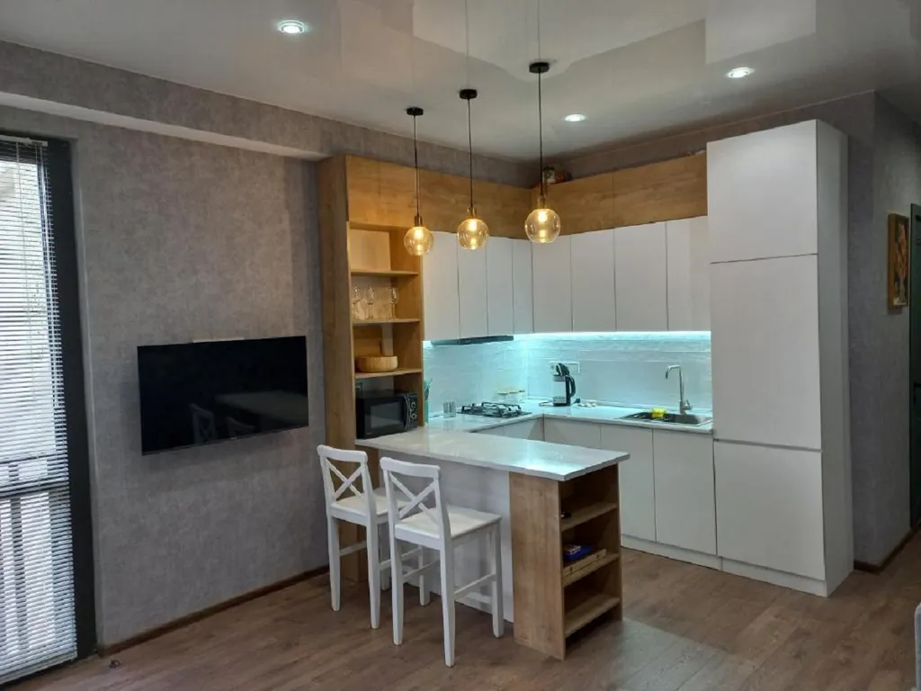 2-комнатная Квартира — аренда посуточно в Тбилиси