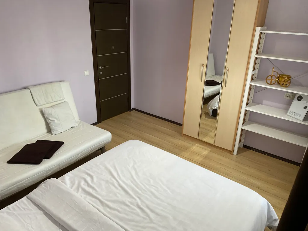 8 минут пешком до ЛетоЛето