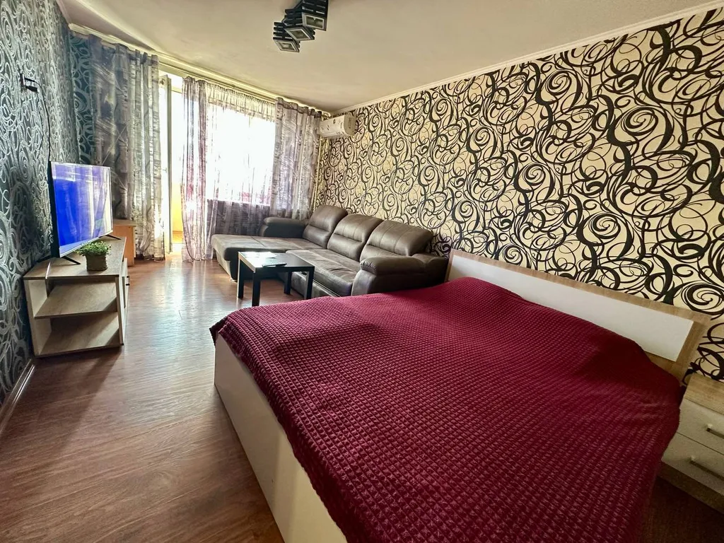 2х комнатная квартира рядом с м5