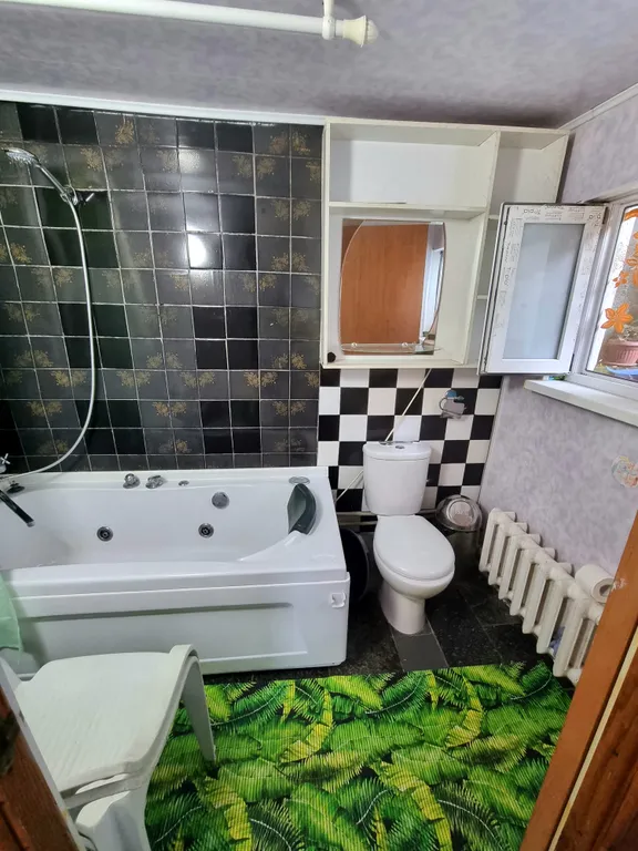 Коттедж Уютный дом в курортной зоне с зелёным двориком — Евпатория