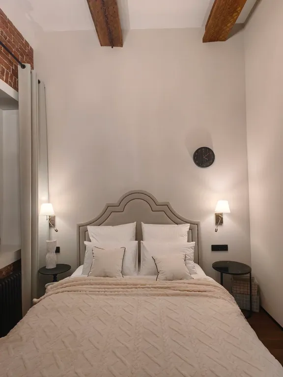 Дизайнерские апартаменты в доме с 200-летней историей