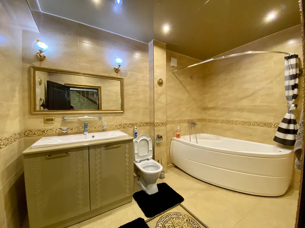 Двухуровневый пентхаус с панорамой на горы