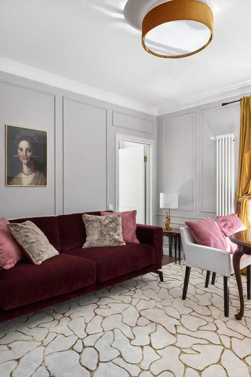 Двухкомнатная дизайнерская квартира в центре by Karmann`s Apartments