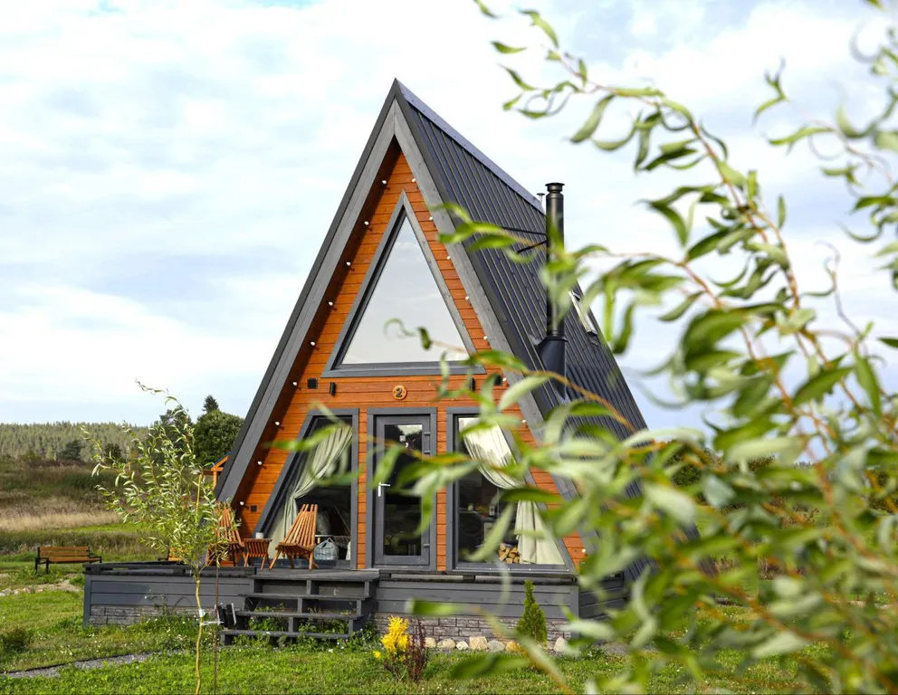 Дом Афрейм с подогреваемой купелью в террасе дома Лисичкино Карелия