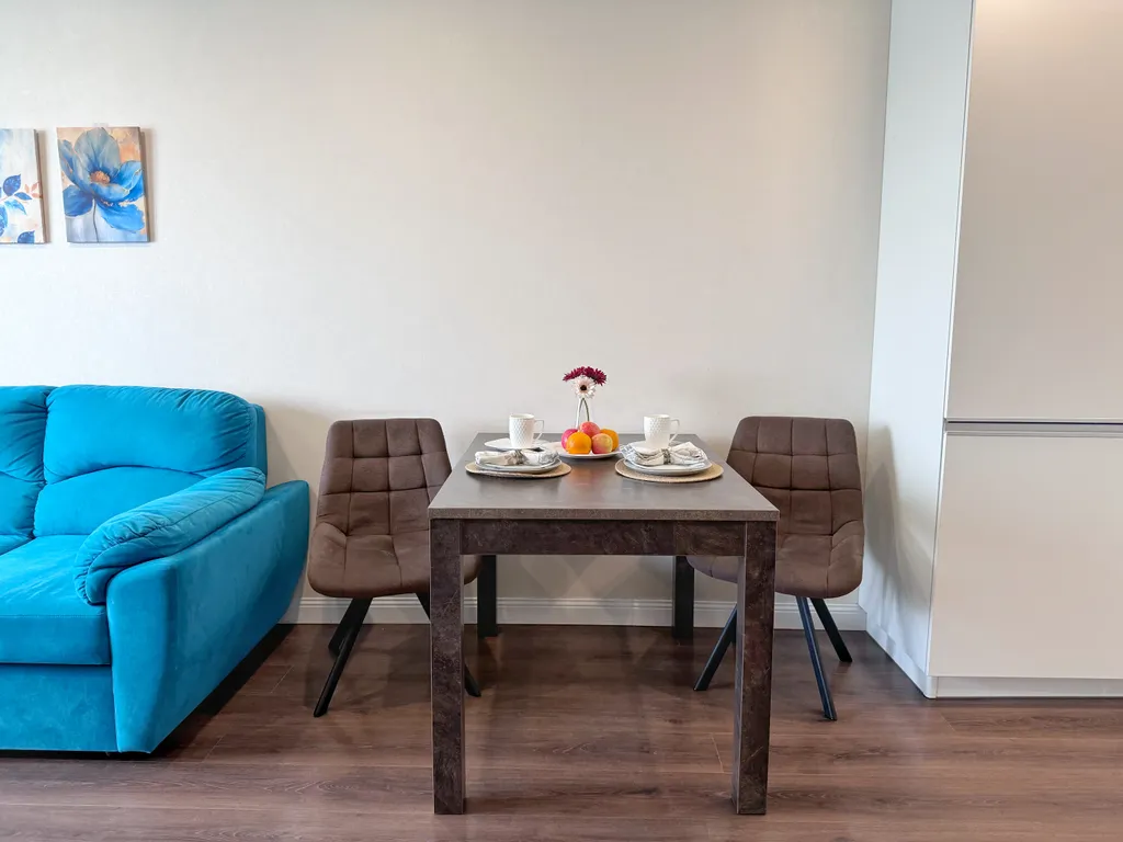 Стильная 2-комнатная квартира-студия в новом доме на берегу реки Вятка