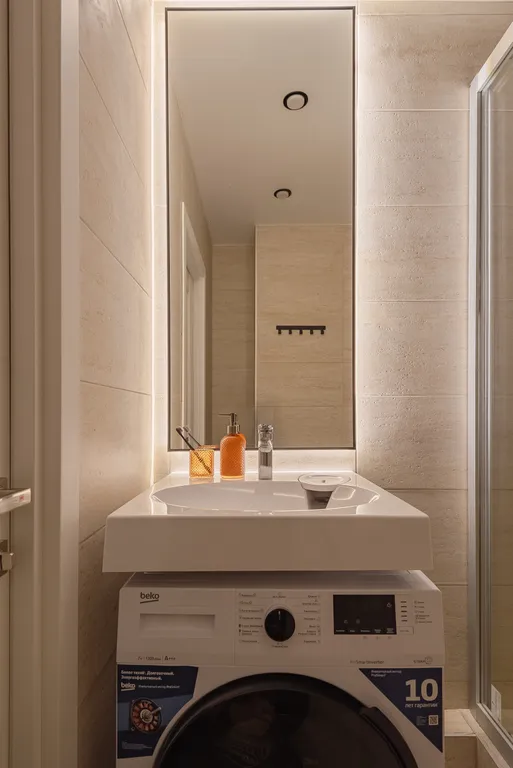 Новая и современная студия рядом с метро