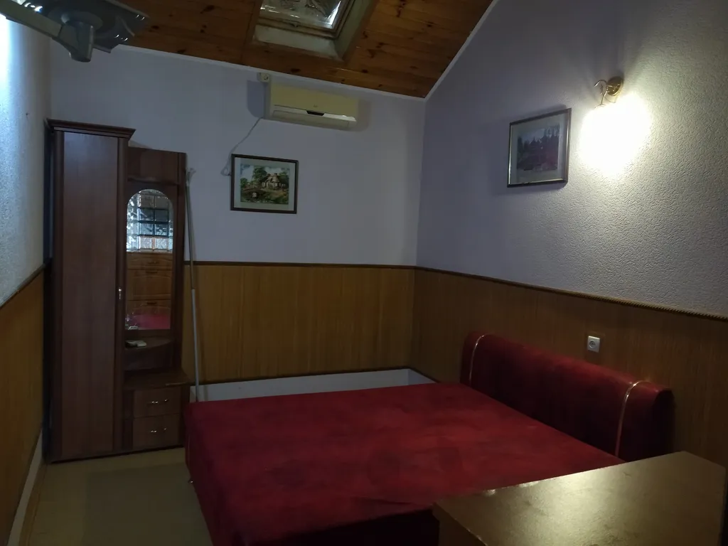 Квартира Комната — аренда посуточно в Орджоникидзе