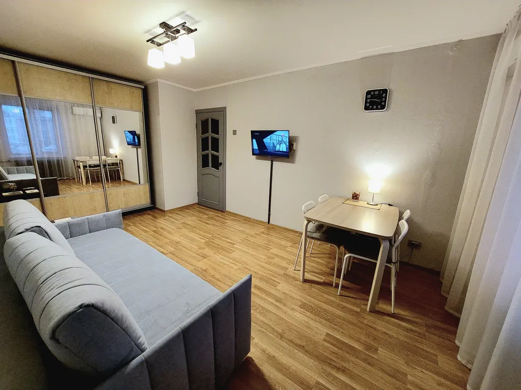 Квартира Апартаменты двухкомнатные в историческом центре — Великий Новгород