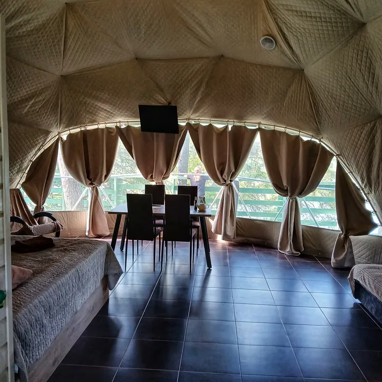 «Шале у Озера»