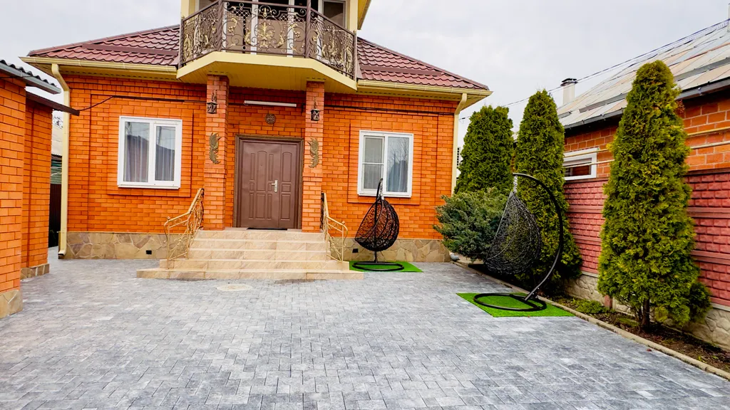 Уютный гостевой дом со своей теплой беседкой