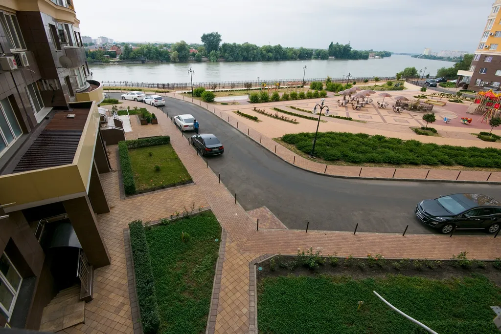 Квартира Квартира с очень красивым видом на реку, с детской кроваткой — Краснодар