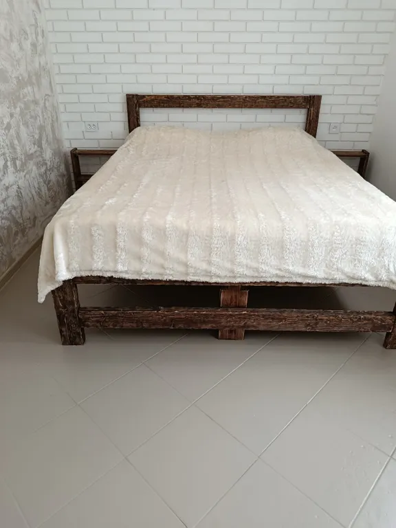 Дом из двух комнат в зелёной зоне