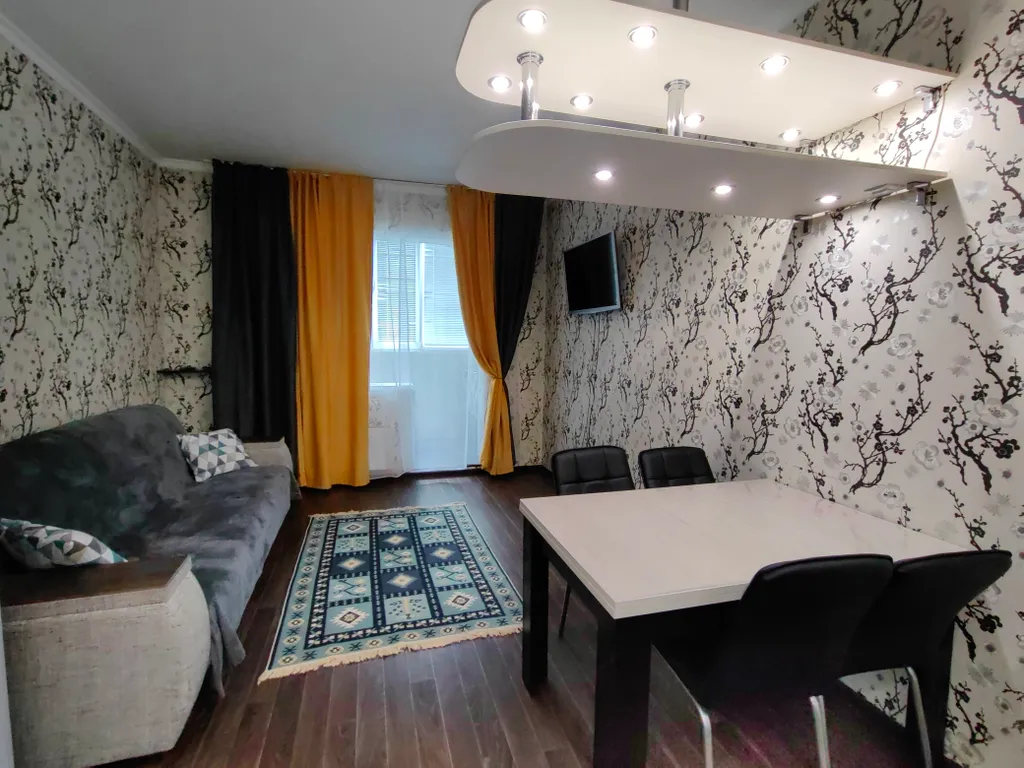 Уютная квартира рядом с перинатальным центром, ГРЭС.