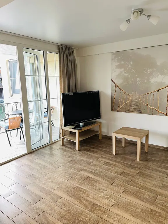 2-комнатный апартамент с террасой у моря