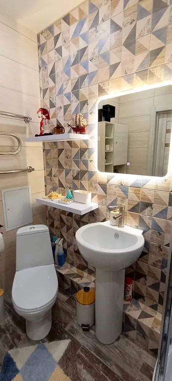 Классная Студия возле АКВАПАРКА!