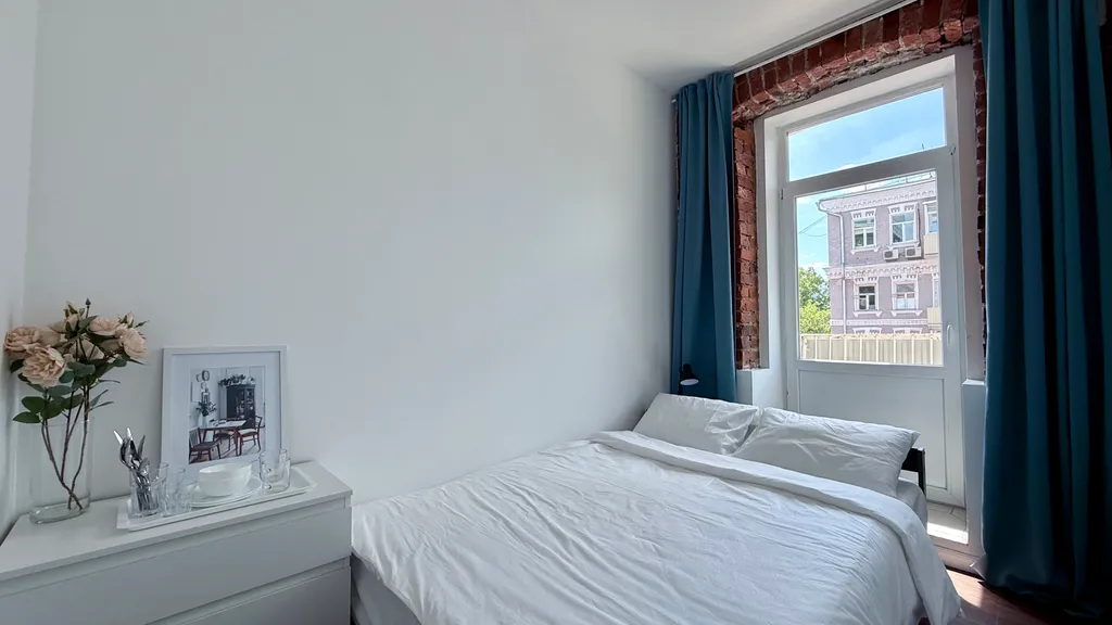 Уютная комната в стиле Лофт у метро Парк Культуры