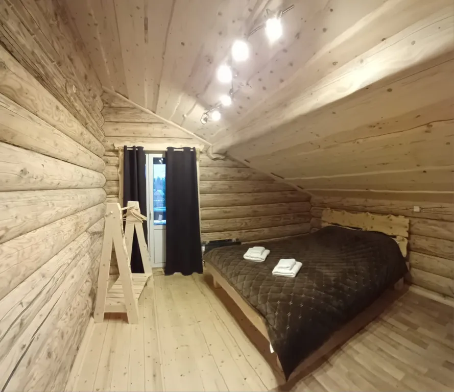 Кедровый дом с видом на горы