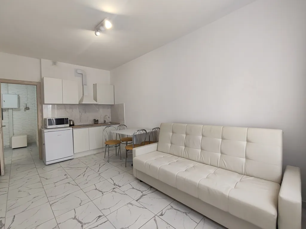 Znsrent Металлургов 106