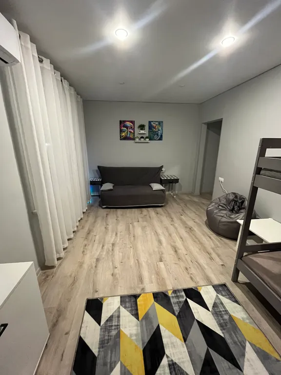 Квартира в центре — аренда посуточно в Пицунда