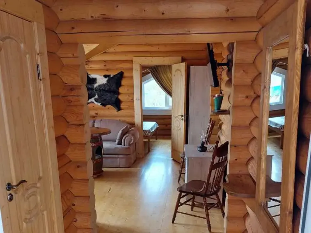 Квартира Квартира Большой двухкомнатный номер — Кучугуры