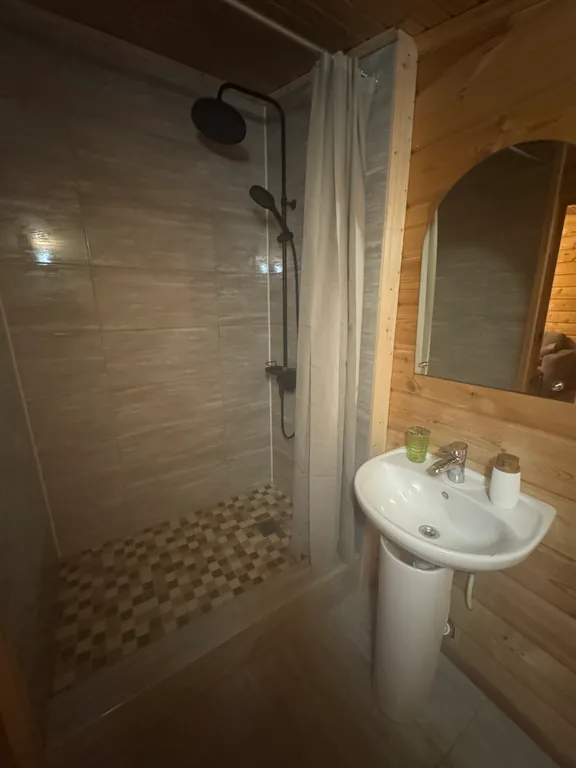 4-комнатный Дом