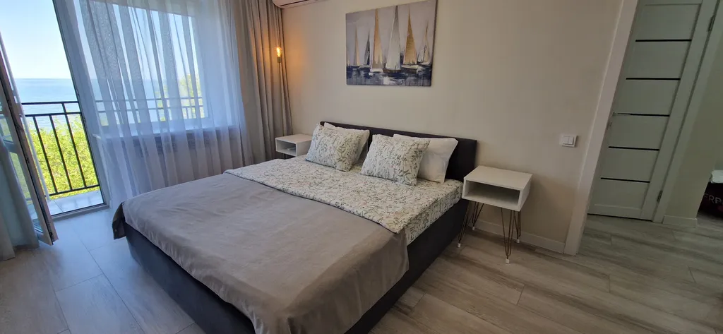 Квартира с видом на море в центре