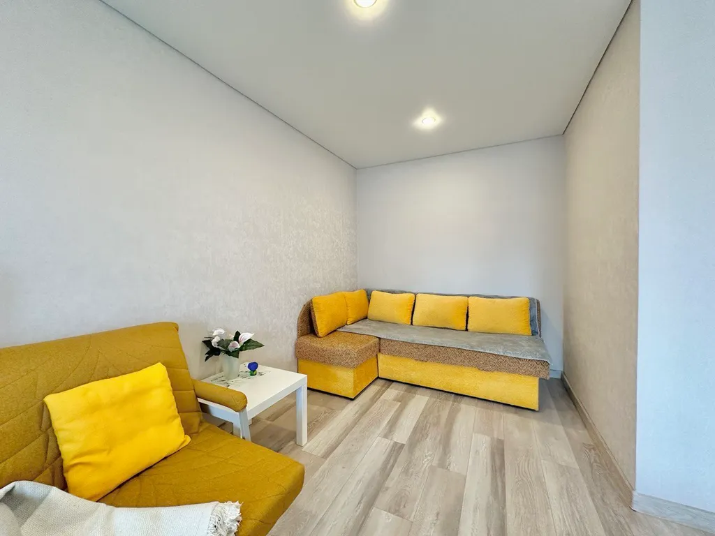 Апартаменты возле торгового центра Макси