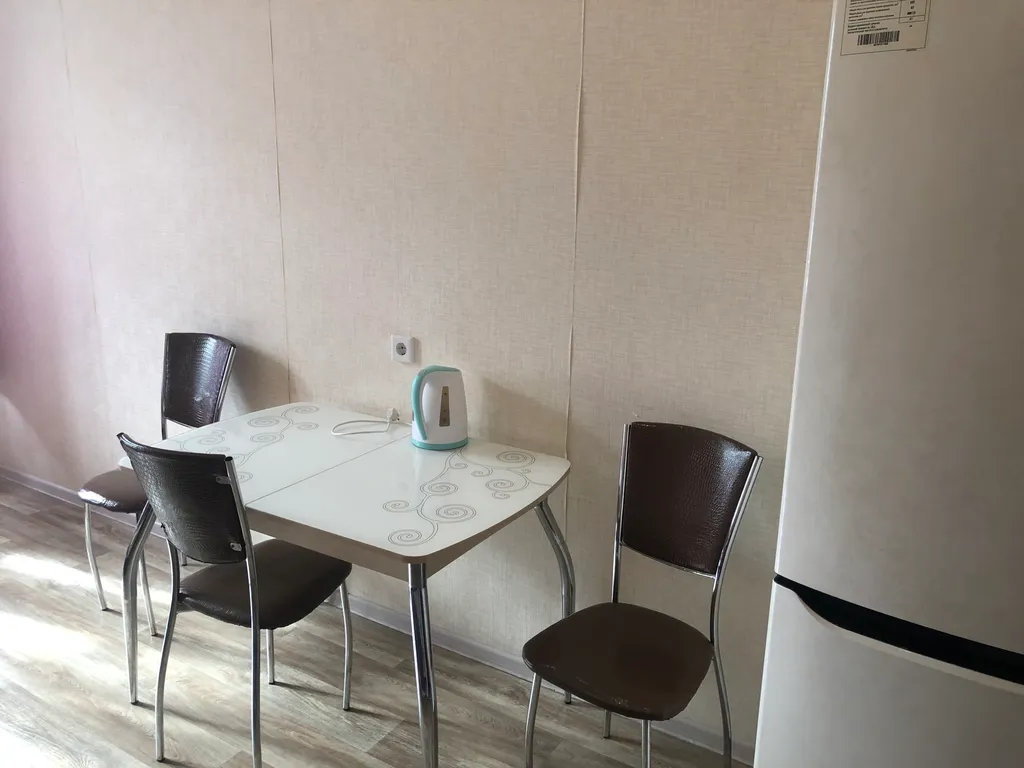 Просторная удобная квартира в центре города рядом с ТЦ Титан арена