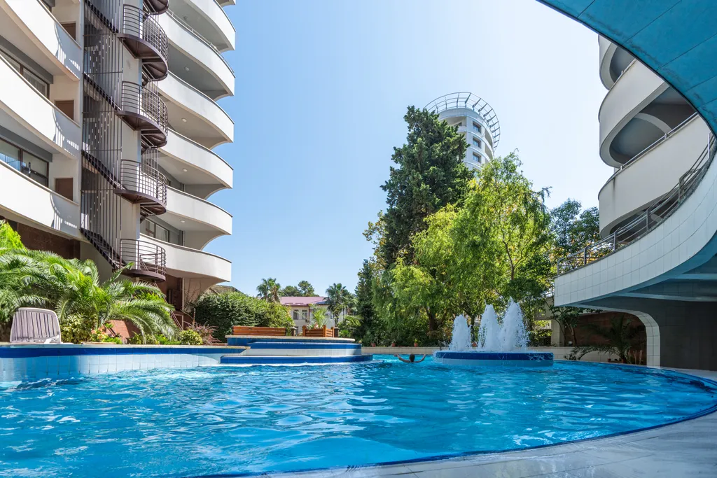 Квартира с двумя мастер-спальнями на первой береговой линии