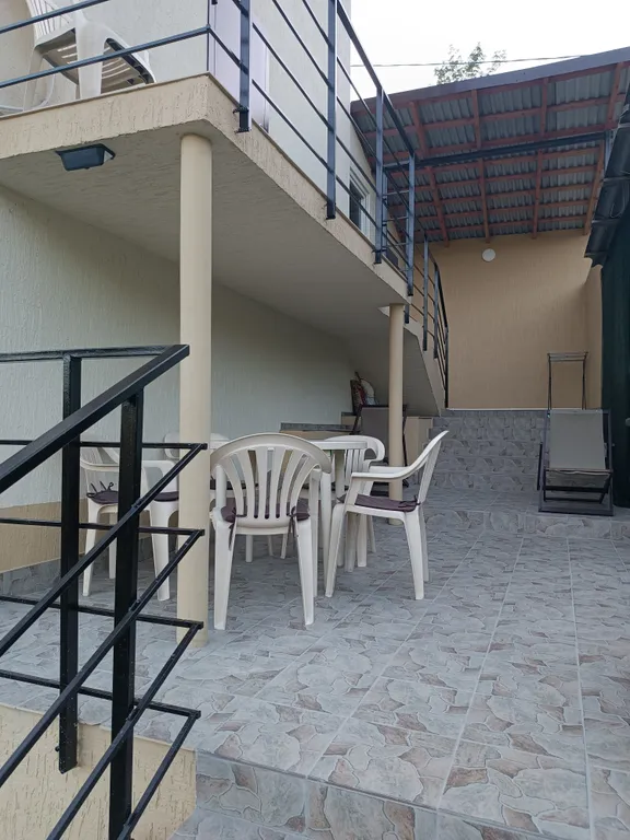 Уютный дом дупликс (правая половина) рядом с морем