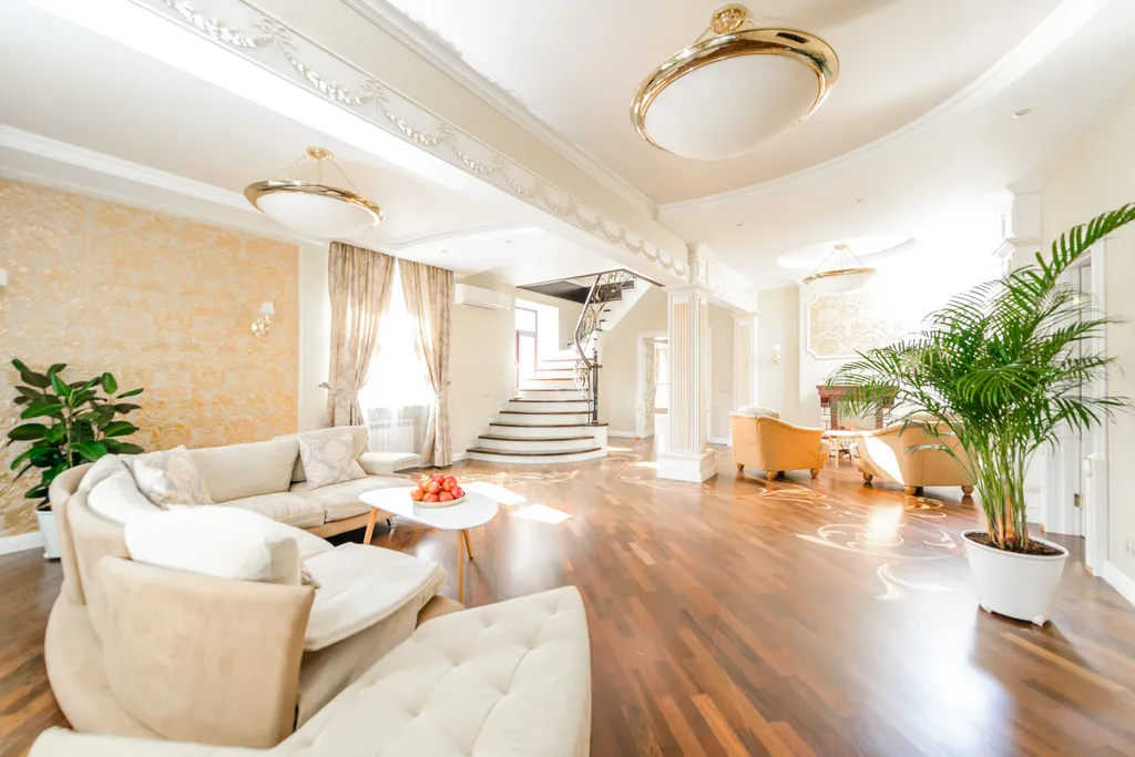 Квартира Версаль, двухэтажная 6-комнатная квартира — Москва