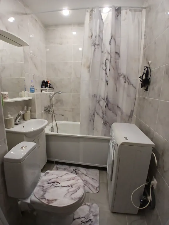 Квартира у бассейна Олимпийский