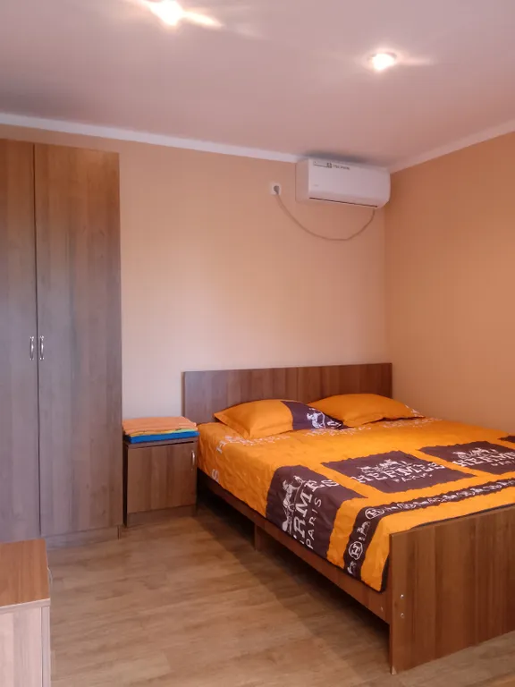 Квартира Двухместный номер рядом с морем — аренда посуточно в Гагра