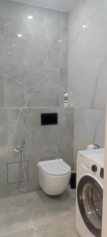 Большая квартира с видом на море