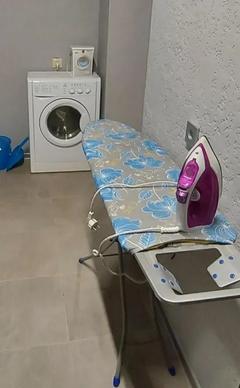 Студия Чеширский Кот в тихом районе с бесконтактным заселением