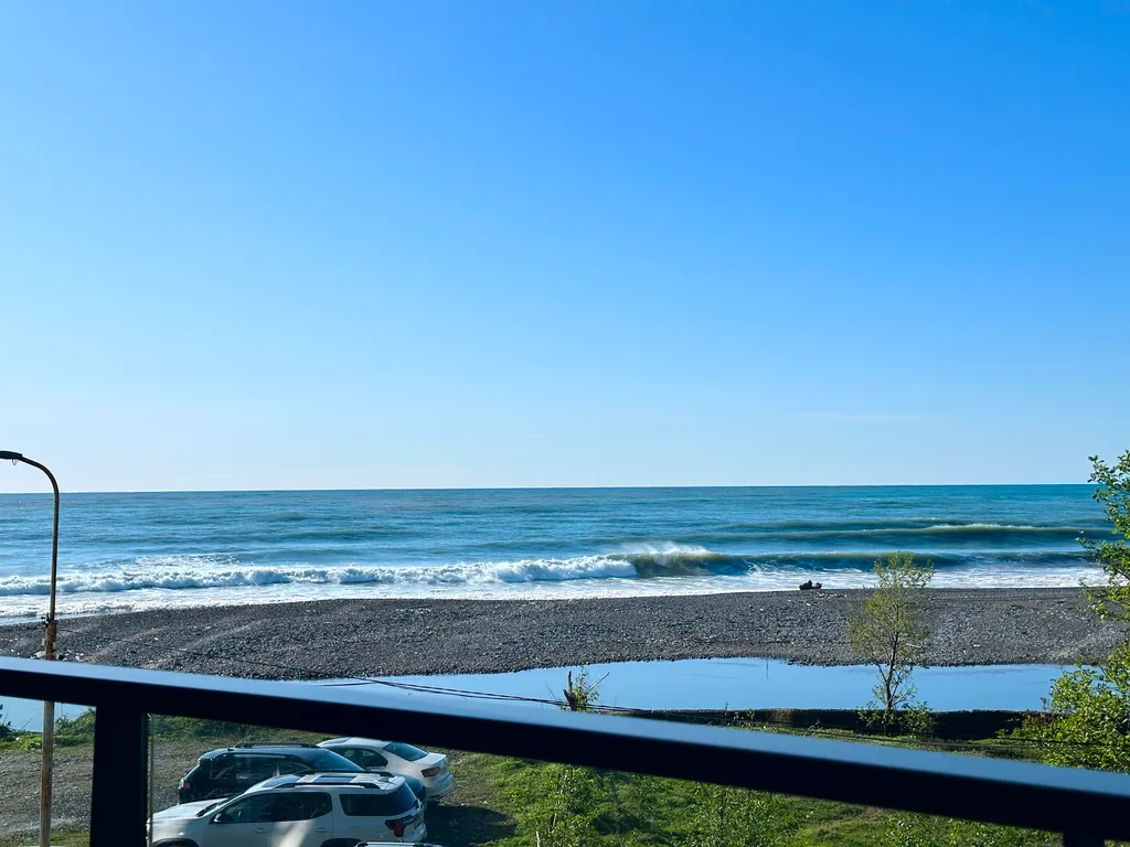 2-комнатный апартамент, шикарный вид на море