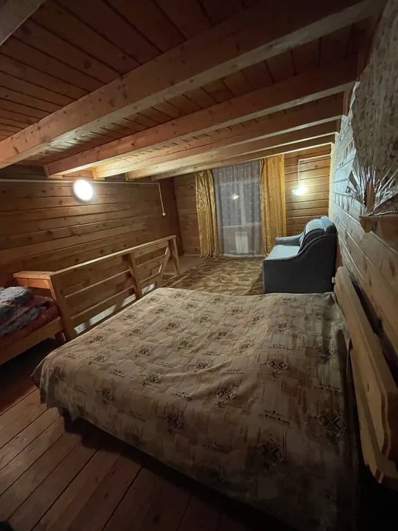 Коттедж в близи озера Ая