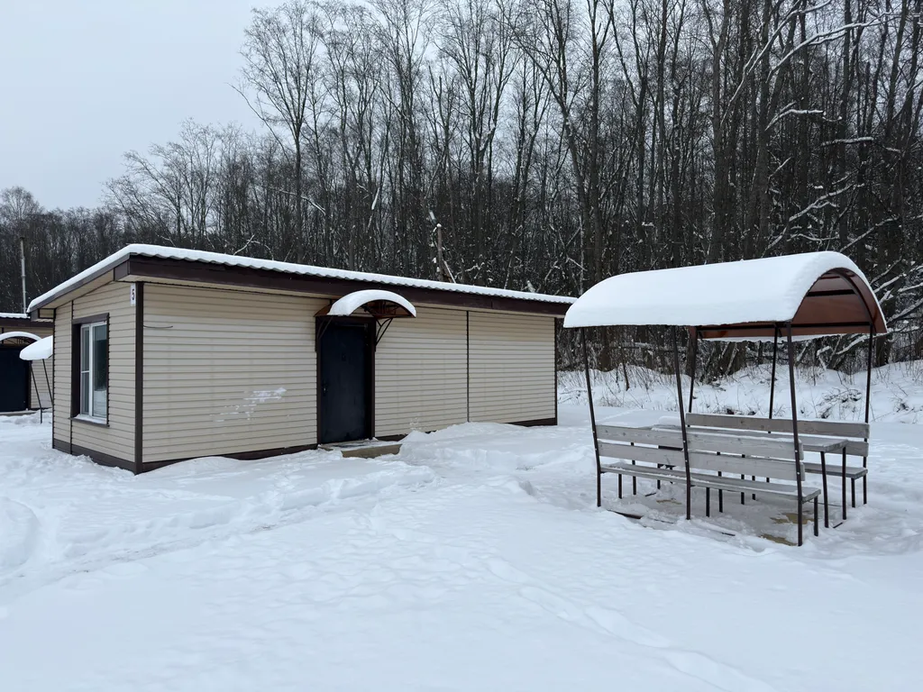 Глэмпинг у peки Bолoста